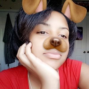 Meet your Posher, Hailey